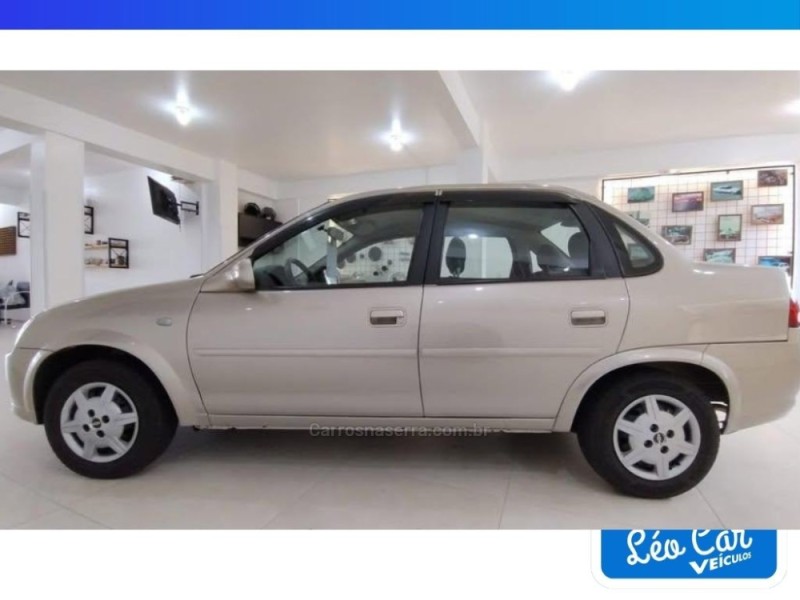 CLASSIC 1.0 MPFI 8V GASOLINA 4P MANUAL - 2013 - VACARIA