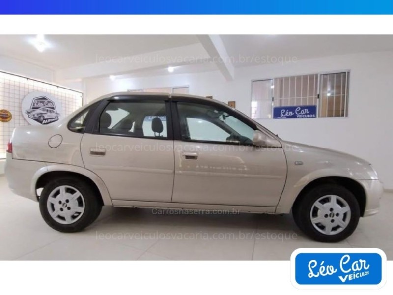 CLASSIC 1.0 MPFI 8V GASOLINA 4P MANUAL - 2013 - VACARIA