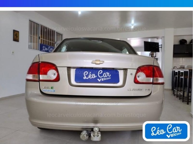 CLASSIC 1.0 MPFI 8V GASOLINA 4P MANUAL - 2013 - VACARIA