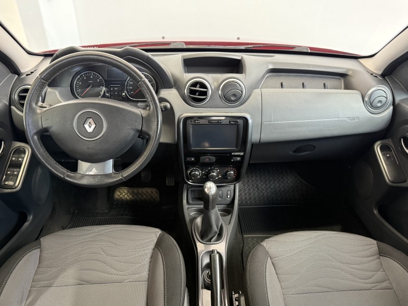 DUSTER 1.6 DYNAMIQUE 4X2 16V FLEX 4P MANUAL - 2015 - CAXIAS DO SUL