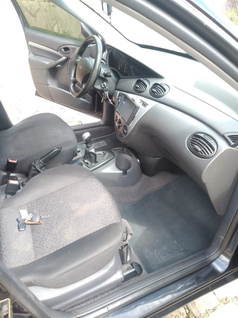 FOCUS 1.6 8V GASOLINA 4P MANUAL - 2008 - CAXIAS DO SUL