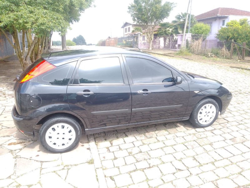 FOCUS 1.6 8V GASOLINA 4P MANUAL - 2008 - CAXIAS DO SUL