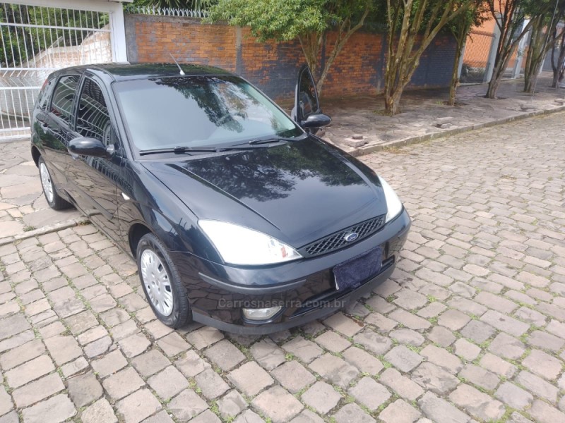 FOCUS 1.6 8V GASOLINA 4P MANUAL - 2008 - CAXIAS DO SUL