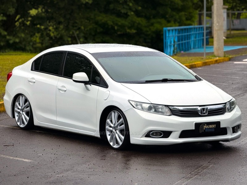 civic 1.8 lxs 16v flex 4p manual 2014 campo bom