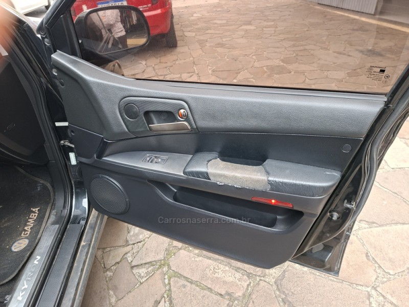 KYRON 2.0 XDI 200KY 4X4 16V TURBO INTERCOOLER DIESEL 4P AUTOMÁTICO - 2012 - CAXIAS DO SUL