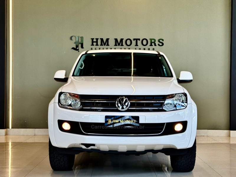 AMAROK 2.0 TRENDLINE 4X4 CD 16V TURBO INTERCOOLER DIESEL 4P AUTOMÁTICO - 2016 - CAXIAS DO SUL