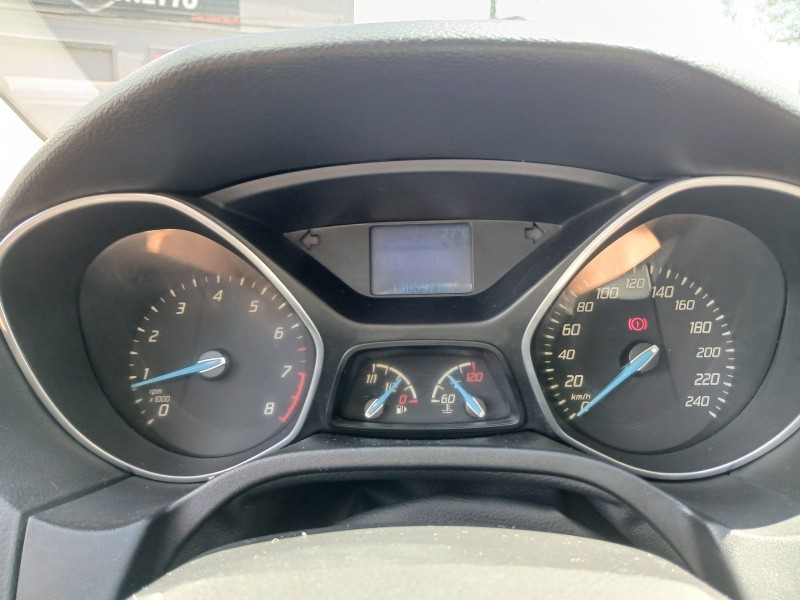 FOCUS 1.6 SE 16V FLEX 4P MANUAL - 2014 - FARROUPILHA