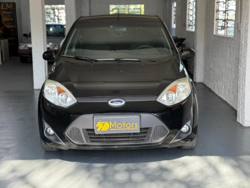 FIESTA 1.0 ROCAM SE 8V FLEX 4P MANUAL - 2014 - CAXIAS DO SUL