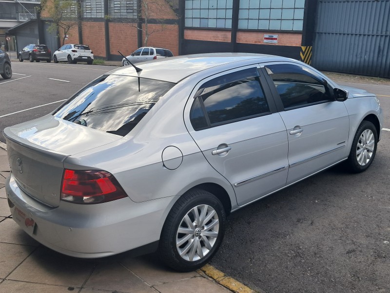 VOYAGE 1.6 MI COMFORTLINE 8V FLEX 4P MANUAL - 2010 - FLORES DA CUNHA