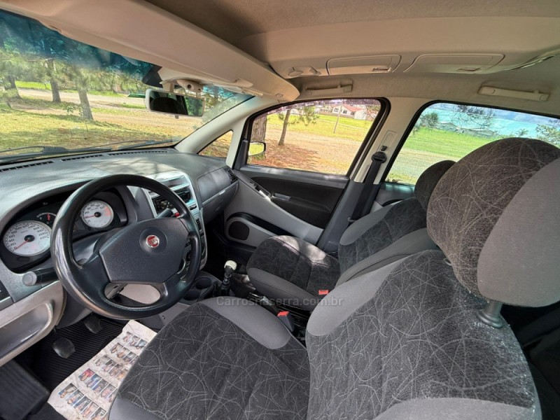 IDEA 1.4 MPI ELX 8V FLEX 4P MANUAL - 2009 - VACARIA