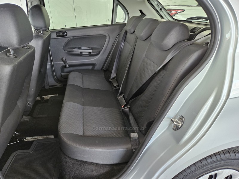 GOL 1.0 12V MPI TOTALFLEX 4P MANUAL - 2023 - TAPEJARA