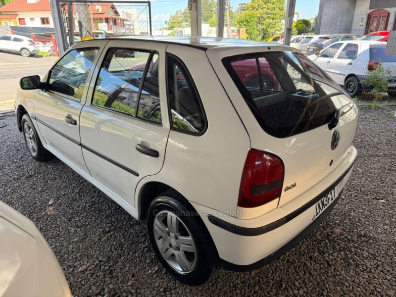 GOL 1.0 MI POWER 16V 76CV GASOLINA 4P MANUAL G.III - 2002 - FARROUPILHA