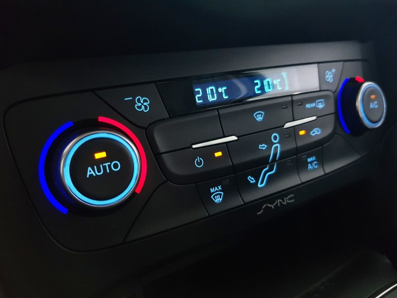 FOCUS 2.0 TITANIUM PLUS 16V FLEX 4P AUTOMÁTICO - 2018 - CAXIAS DO SUL