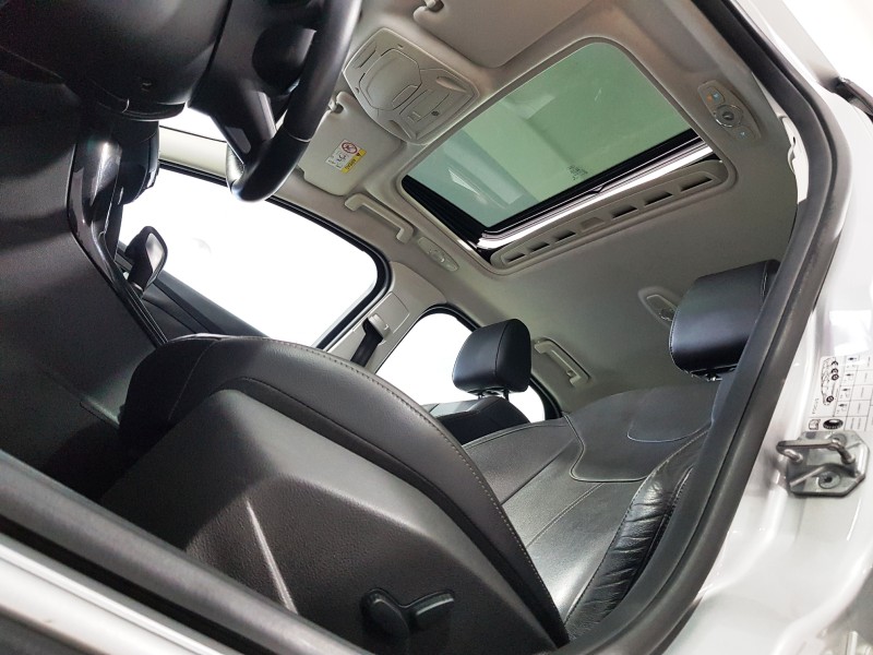 FOCUS 2.0 TITANIUM PLUS 16V FLEX 4P AUTOMÁTICO - 2018 - CAXIAS DO SUL