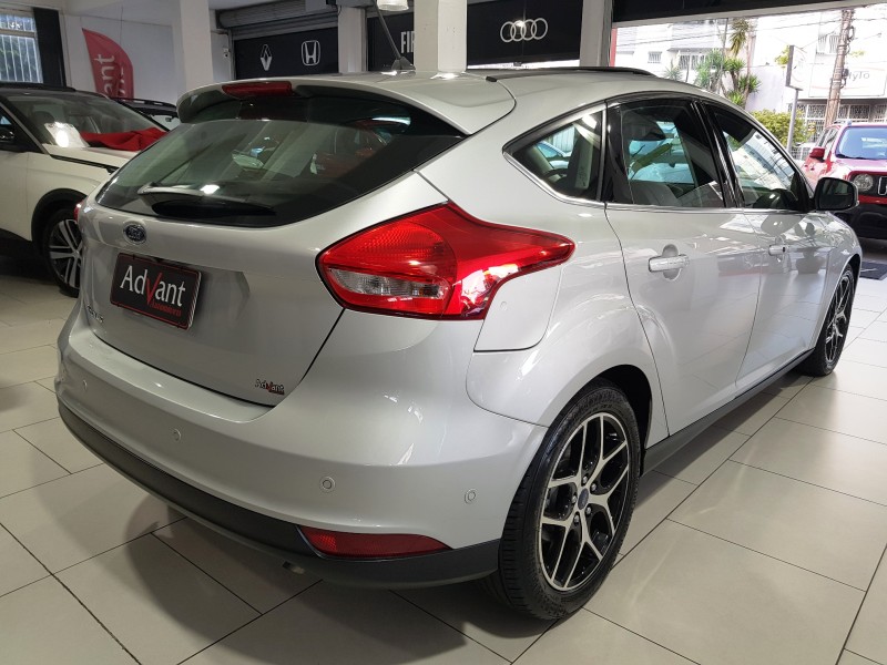 FOCUS 2.0 TITANIUM PLUS 16V FLEX 4P AUTOMÁTICO - 2018 - CAXIAS DO SUL