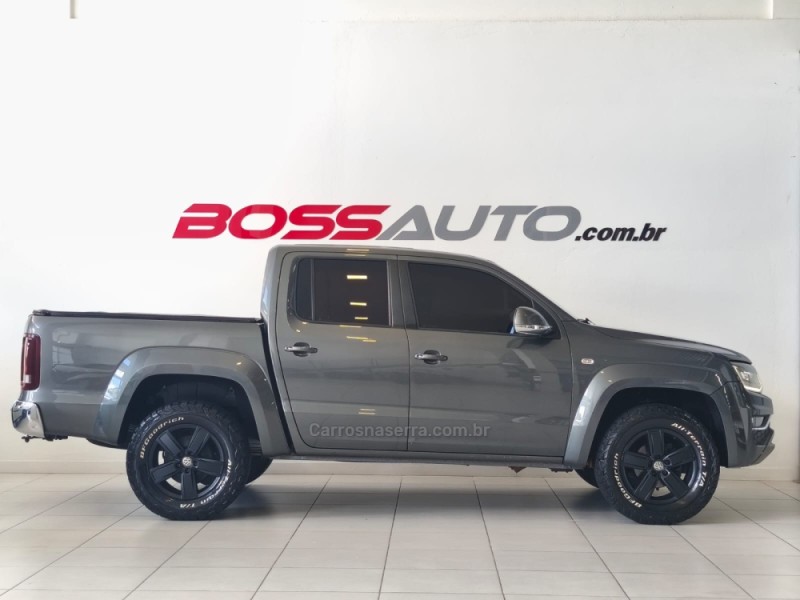 AMAROK 2.0 HIGHLINE 4X4 CD 16V TURBO INTERCOOLER DIESEL 4P AUTOMÁTICO - 2017 - CAXIAS DO SUL