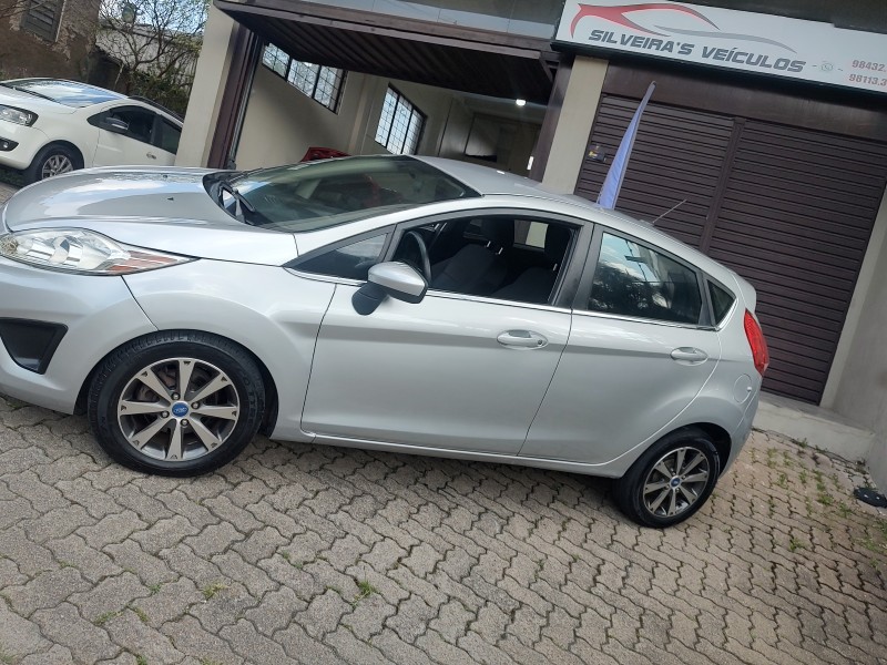 FIESTA 1.6 MPI HATCH 8V FLEX 4P MANUAL - 2012 - CAXIAS DO SUL
