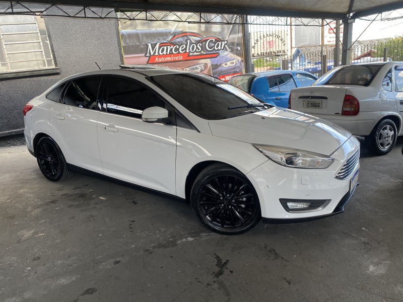 FOCUS 2.0 TITANIUM PLUS SEDAN 16V FLEX 4P AUTOMÁTICO - 2016 - CAXIAS DO SUL