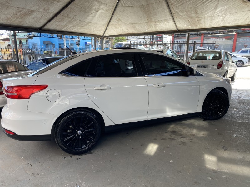FOCUS 2.0 TITANIUM PLUS SEDAN 16V FLEX 4P AUTOMÁTICO - 2016 - CAXIAS DO SUL