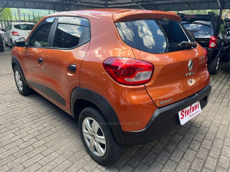 KWID 1.0 12V SCE FLEX ZEN MANUAL - 2020 - FELIZ
