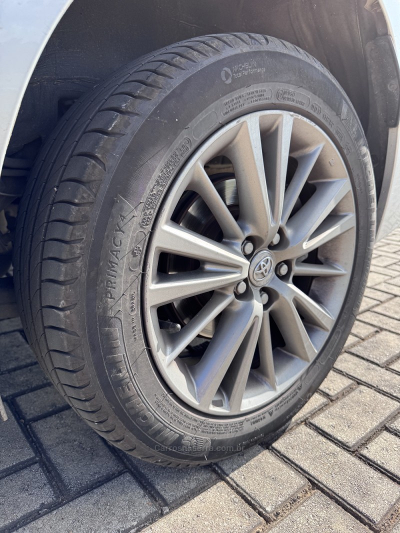 COROLLA 2.0 XEI 16V FLEX 4P AUTOMÁTICO - 2017 - CAXIAS DO SUL