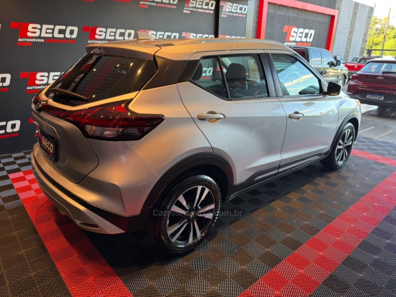 KICKS 1.6 ADVANCE 16V FLEX 4P AUTOMÁTICO - 2022 - PASSO FUNDO