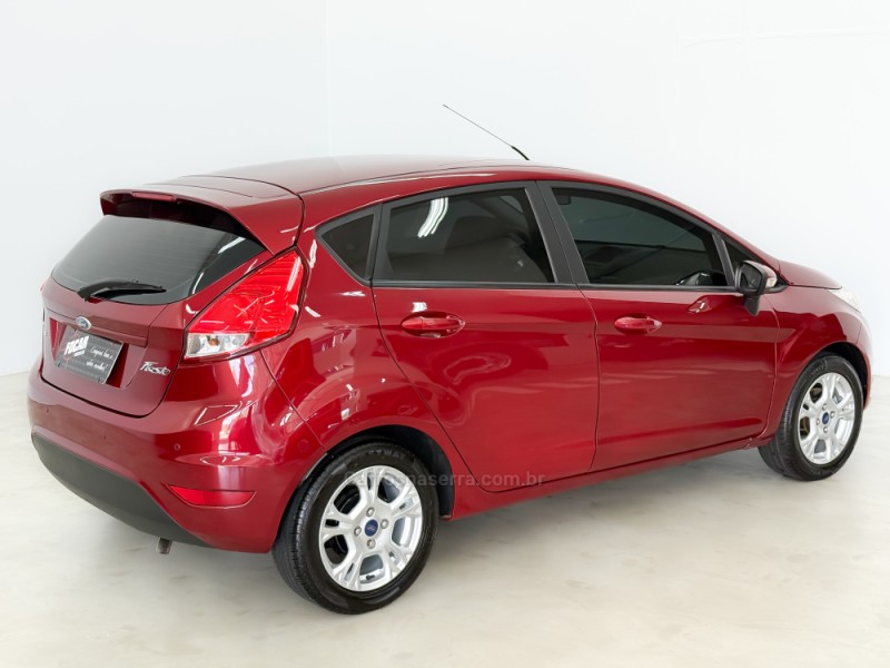 FIESTA 1.6 SE HATCH 16V FLEX 4P MANUAL - 2015 - CAXIAS DO SUL