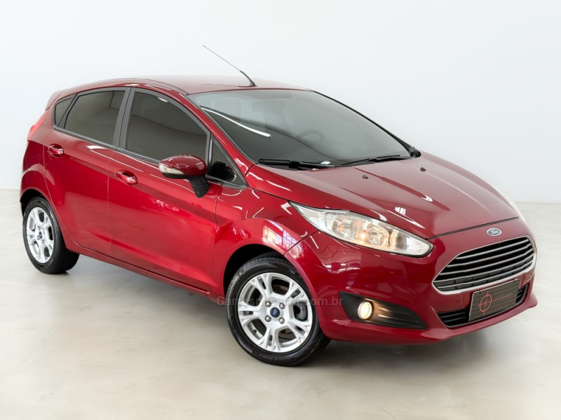 FIESTA 1.6 SE HATCH 16V FLEX 4P MANUAL - 2015 - CAXIAS DO SUL