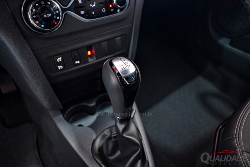 SANDERO 1.6 STEPWAY INTENSE X-TRONIC 16V FLEX 4P AUTOMÁTICO - 2020 - SANTA CRUZ DO SUL