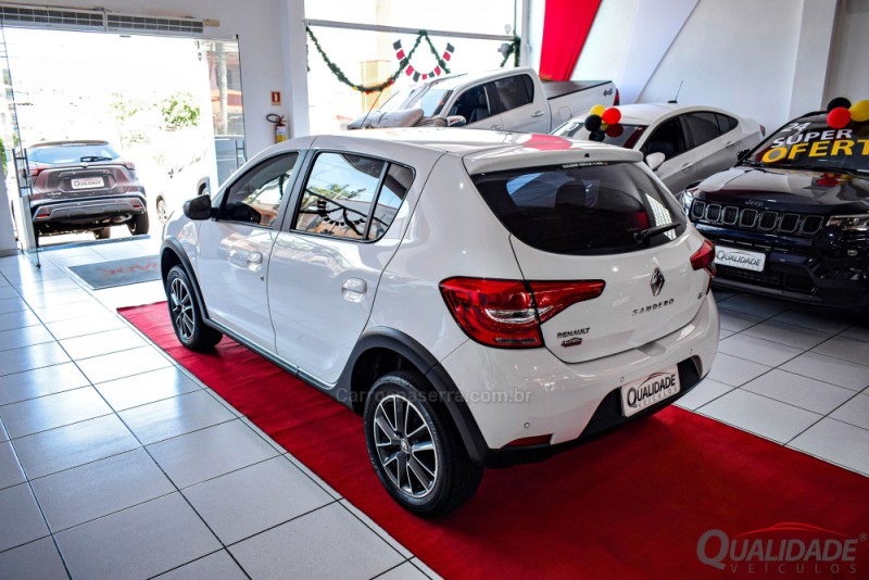 SANDERO 1.6 STEPWAY INTENSE X-TRONIC 16V FLEX 4P AUTOMÁTICO - 2020 - SANTA CRUZ DO SUL