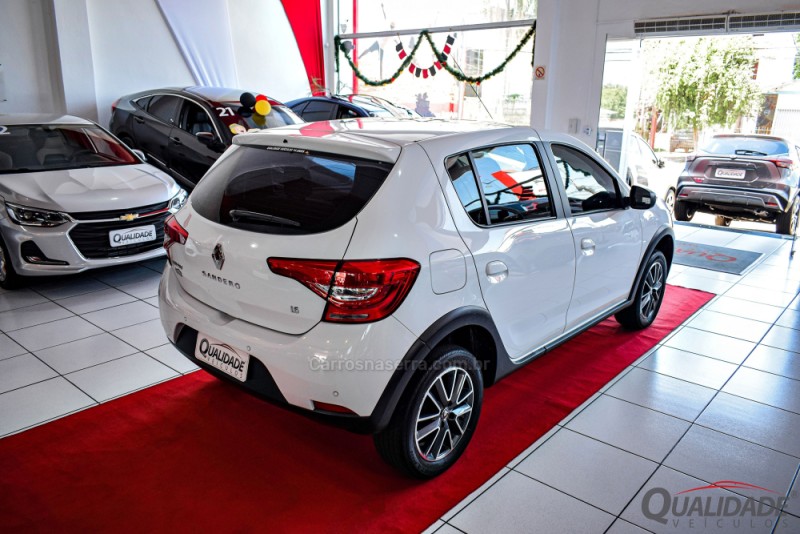 SANDERO 1.6 STEPWAY INTENSE X-TRONIC 16V FLEX 4P AUTOMÁTICO - 2020 - SANTA CRUZ DO SUL