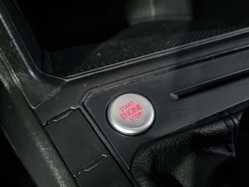 POLO 1.0 TSI COMFORTLINE 12V FLEX 4P AUTOMÁTICO - 2024 - TEUTôNIA