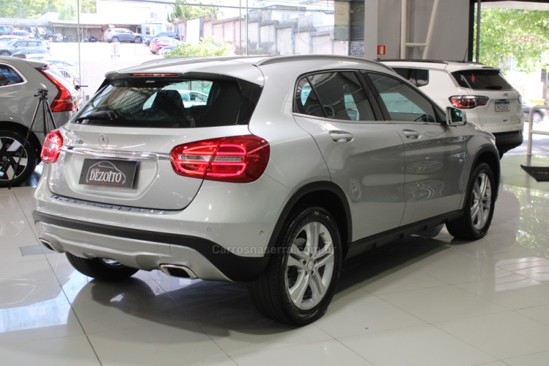 GLA 200 1.6 CGI ADVANCE 16V TURBO FLEX 4P AUTOMÁTICO - 2017 - CAXIAS DO SUL