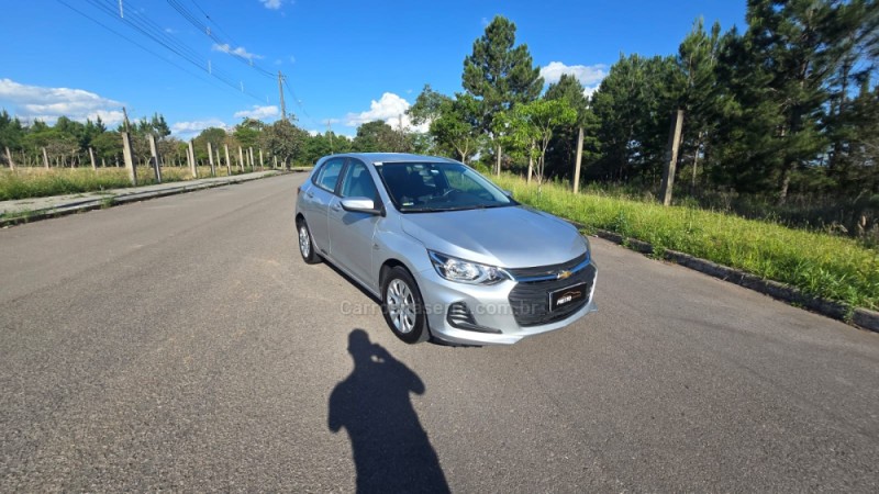 ONIX 1.0 LT 12V FLEX 4P MANUAL - 2021 - BENTO GONçALVES