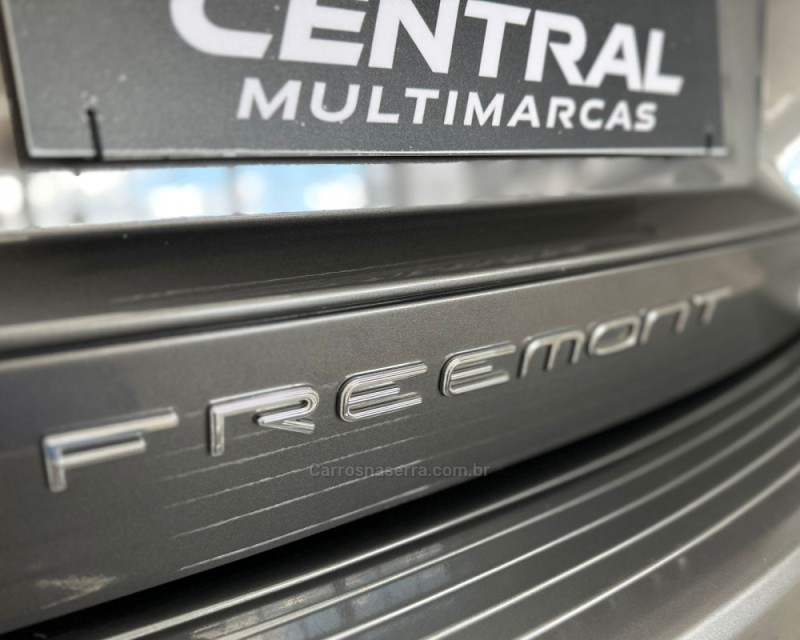 FREEMONT 2.4 PRECISION 16V GASOLINA 4P AUTOMÁTICO - 2013 - VACARIA