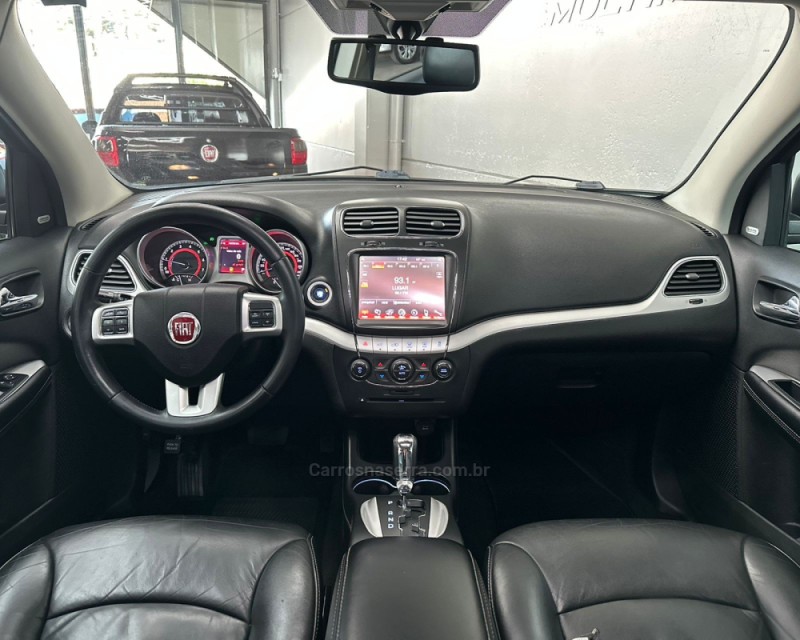 FREEMONT 2.4 PRECISION 16V GASOLINA 4P AUTOMÁTICO - 2013 - VACARIA