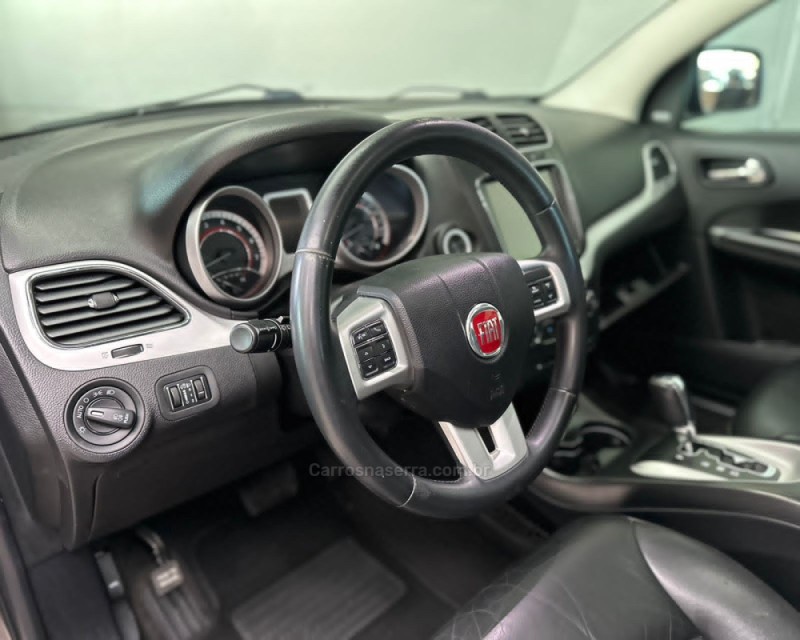 FREEMONT 2.4 PRECISION 16V GASOLINA 4P AUTOMÁTICO - 2013 - VACARIA