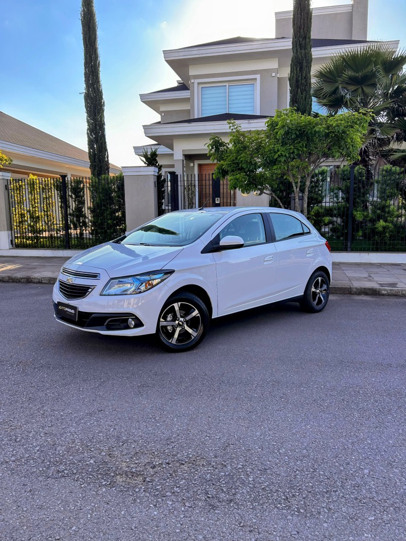 ONIX 1.4 MPFI LT 8V FLEX 4P MANUAL - 2013 - BENTO GONçALVES