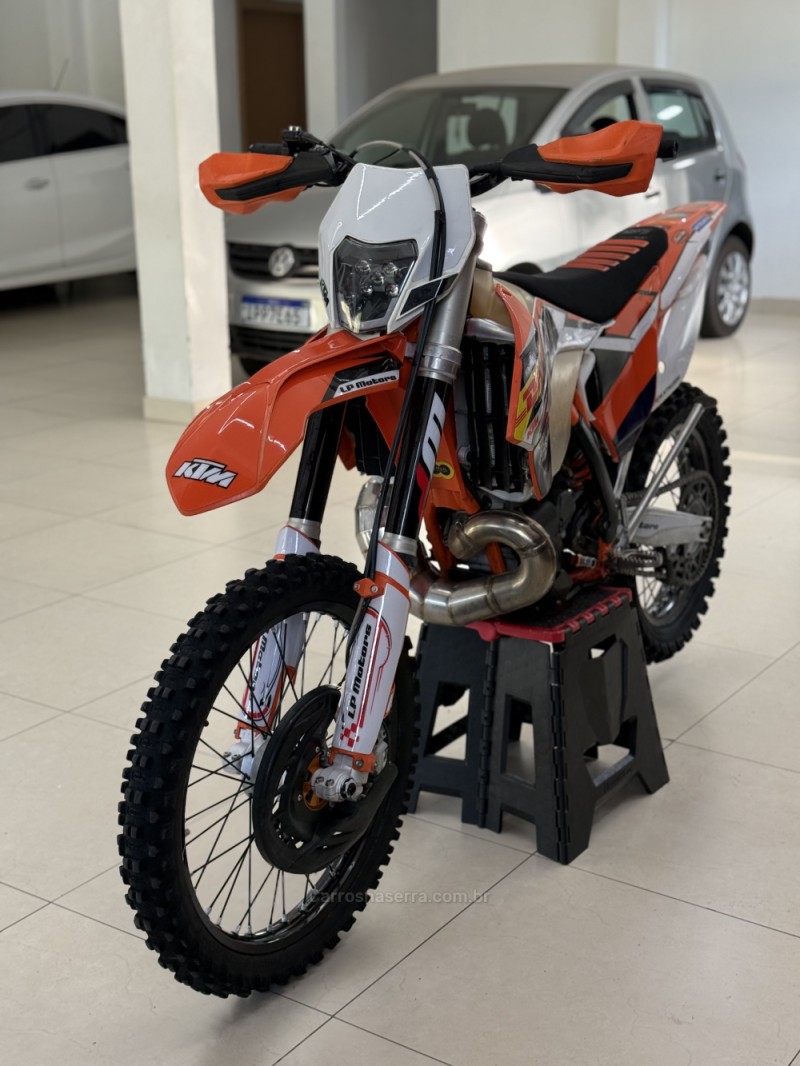 EXC 300 GASOLINA - 2015 - FARROUPILHA