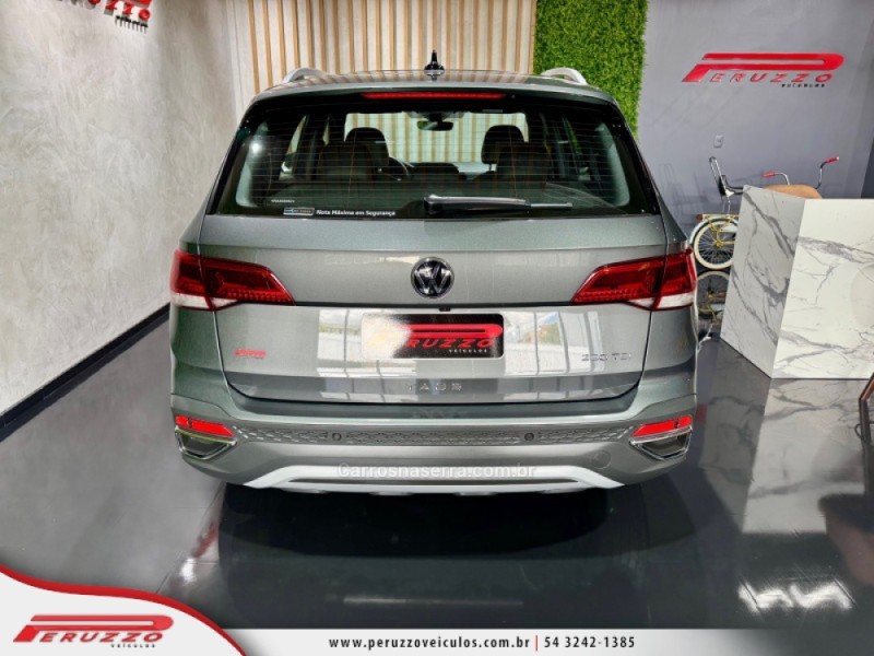 TAOS 1.4 16V HIGHLINE TSI FLEX 4P AUTOMÁTICO - 2024 - NOVA PRATA