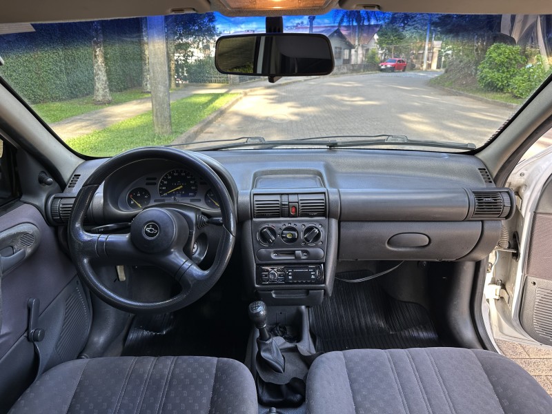 CORSA 1.0 MPF WIND 8V GASOLINA 2P MANUAL - 1998 - CAXIAS DO SUL