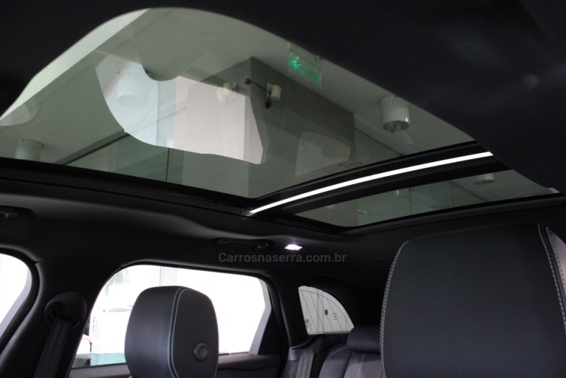 RANGE ROVER VELAR 2.0 P400E HÍBRIDO R-DYNAMIC S AUTOMÁTICO - 2023 - CAXIAS DO SUL