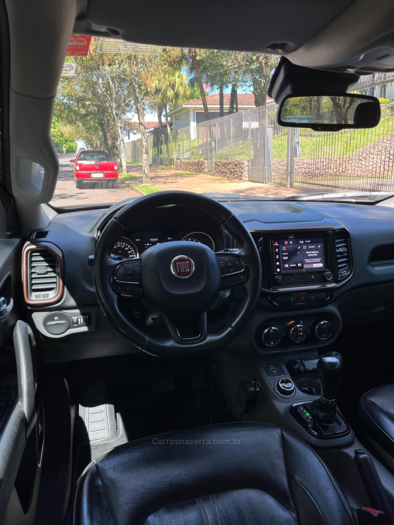 TORO 2.0 16V TURBO DIESEL VOLCANO 4WD AUTOMÁTICO - 2021 - ERECHIM