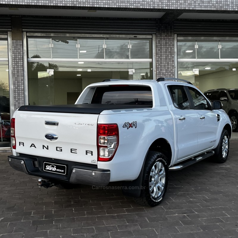 RANGER 3.2 LIMITED 4X4 CD 20V DIESEL 4P AUTOMÁTICO - 2017 - VACARIA