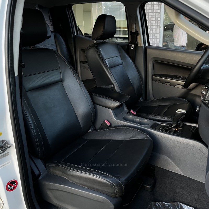 RANGER 3.2 LIMITED 4X4 CD 20V DIESEL 4P AUTOMÁTICO - 2017 - VACARIA
