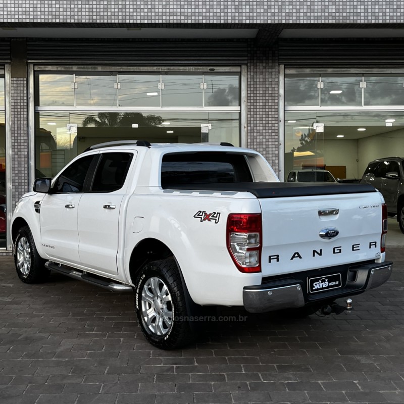 RANGER 3.2 LIMITED 4X4 CD 20V DIESEL 4P AUTOMÁTICO - 2017 - VACARIA