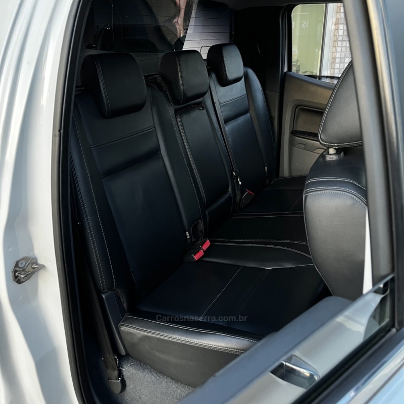 RANGER 3.2 LIMITED 4X4 CD 20V DIESEL 4P AUTOMÁTICO - 2017 - VACARIA