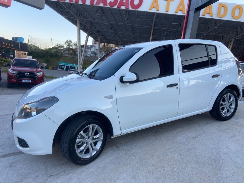 SANDERO 1.0 EXPRESSION 16V FLEX 4P MANUAL - 2014 - CAXIAS DO SUL
