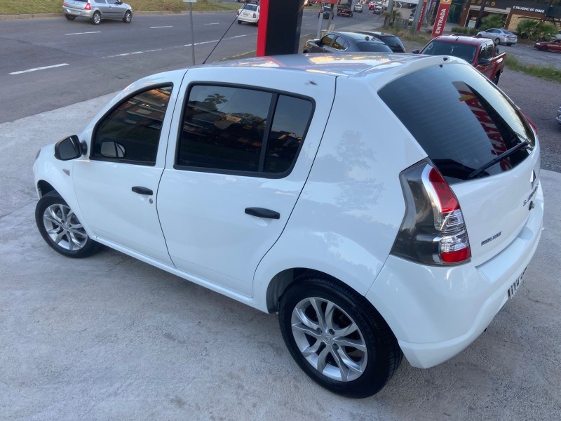 SANDERO 1.0 EXPRESSION 16V FLEX 4P MANUAL - 2014 - CAXIAS DO SUL