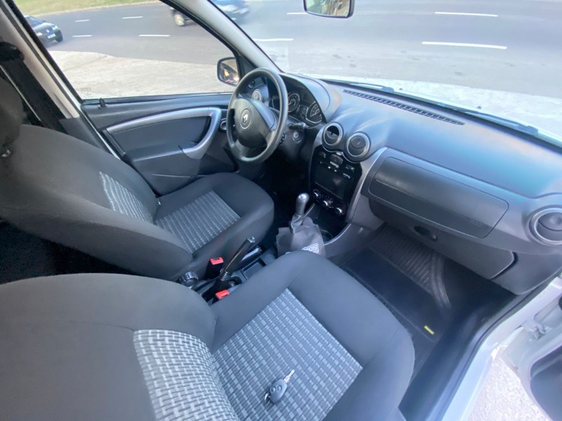 SANDERO 1.0 EXPRESSION 16V FLEX 4P MANUAL - 2014 - CAXIAS DO SUL